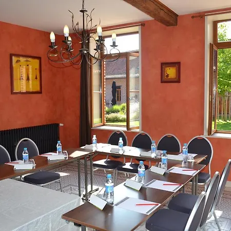 Le Domaine Des Cigognes