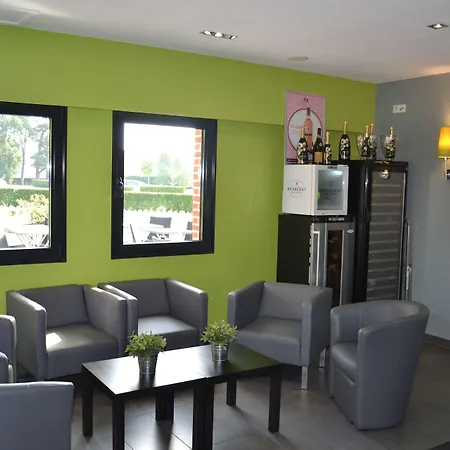 호텔 Le Domaine Des Cigognes 3*