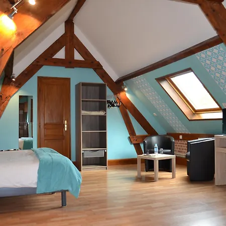 Le Domaine Des Cigognes Hotel 3*