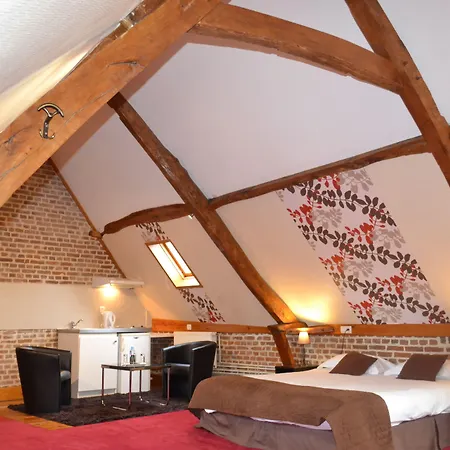 Le Domaine Des Cigognes 3*