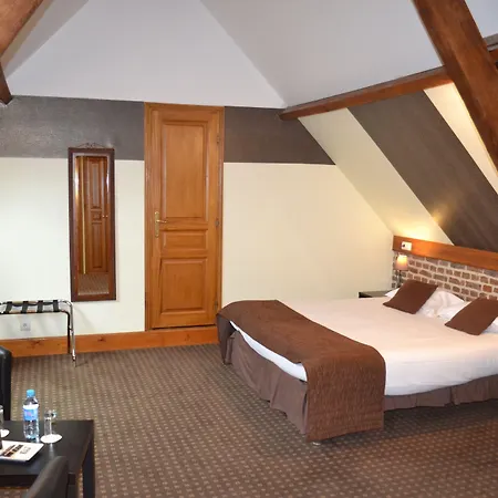 Le Domaine Des Cigognes