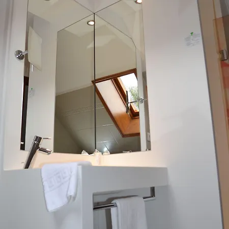 Le Domaine Des Cigognes 앙느블린