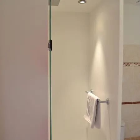 Le Domaine Des Cigognes 3*