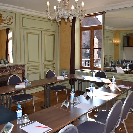 Le Domaine Des Cigognes