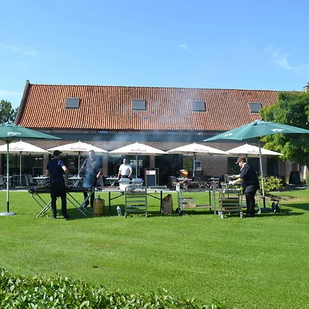 호텔 Le Domaine Des Cigognes 3*