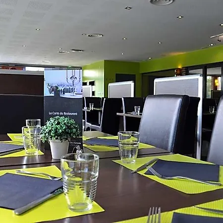 Le Domaine Des Cigognes 3*
