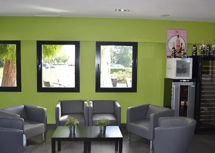 Hotel Le Domaine Des Cigognes Ennevelin