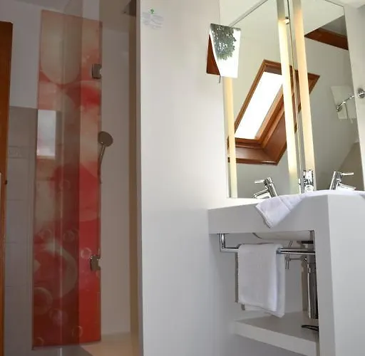 Le Domaine Des Cigognes Hotel Ennevelin