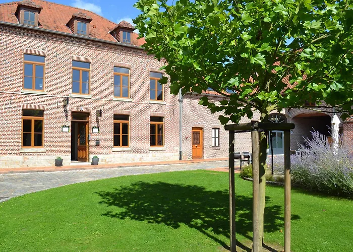 Le Domaine Des Cigognes Hotel