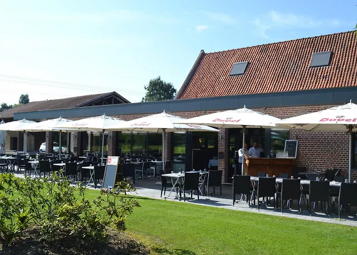 Le Domaine Des Cigognes