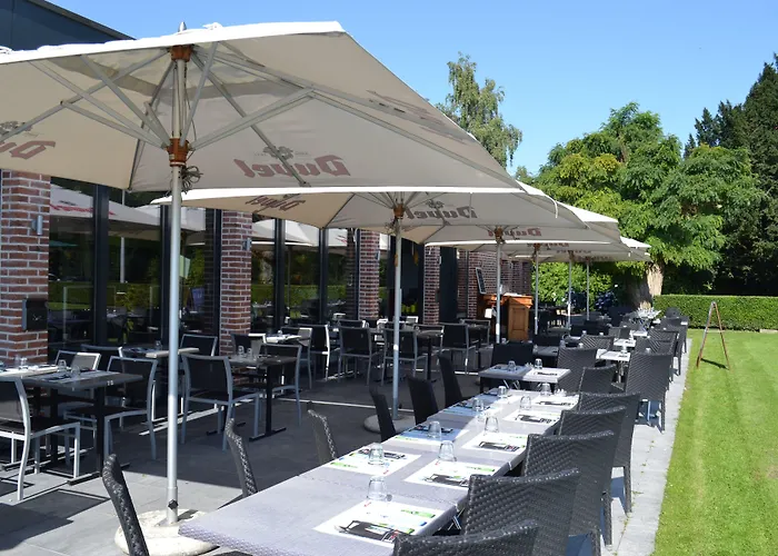 Le Domaine Des Cigognes Hotel